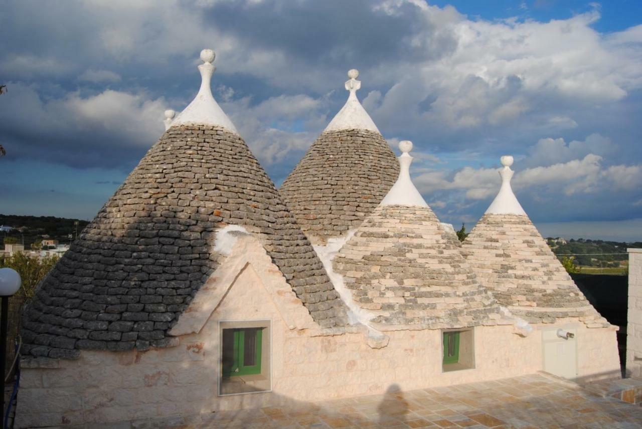 Trullo Le Tre Sorelle 치스테르니노 외부 사진